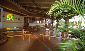 La Parola Orchids Beach Resort