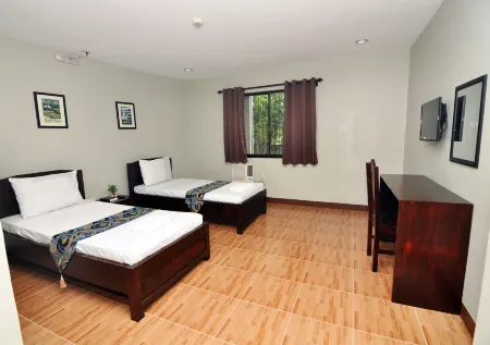 Harbour Gardens Tourist Inn