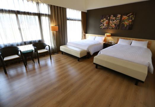 릴리아 가든 호텔 문 레이크 외부 전경