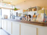 Sun Shine Bed and Breakfast Hotels near Feng Chui Sha