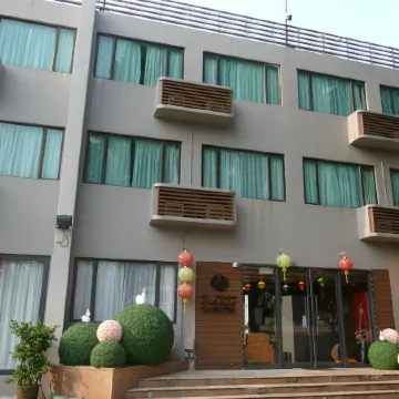 Hong Kong Seaview Holiday Resort Отели рядом с достопримечательностью «Аутлет Citygate»