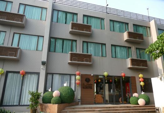 5. 시뷰 홀리데이 ..