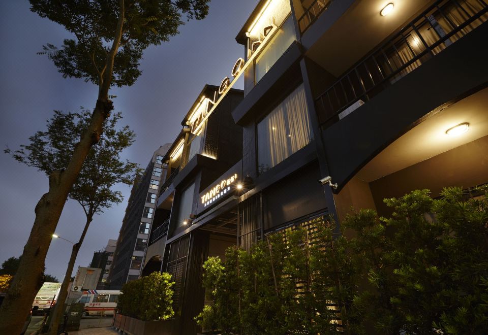 2. 탱고 인 타이베..