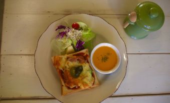 Unique Hualien B&B