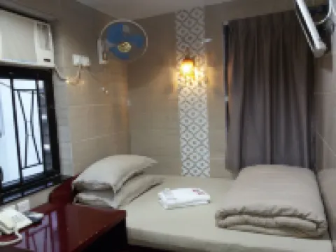 Tom's Guest House Hotels in 