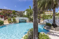 Pineapple Beach Club - All Inclusive - Pools