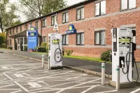 Days Inn by Wyndham Corley NEC M6 - parking
