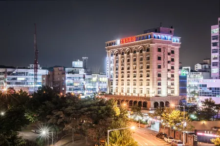 Aura Hotel Отели в г. Ансан