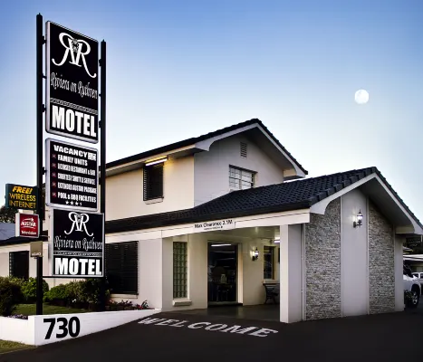 Riviera on Ruthven Hotels in South Toowoomba