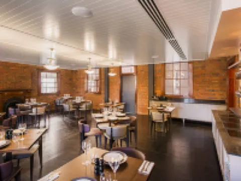 Kennigo Hotel Brisbane, Independent Collection by an EVT hotel Hotels in Spring Hill