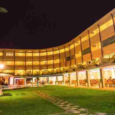 Paradise Beach Hotel Hotel Exterior