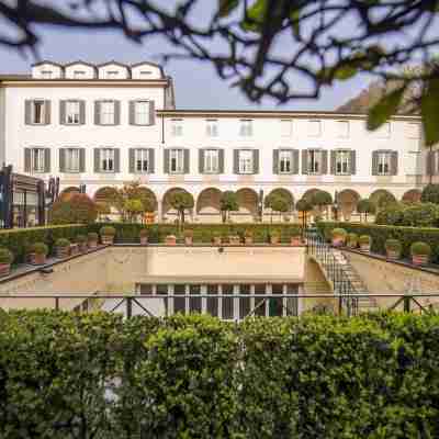 Four Seasons Hotel Milano Hotel Exterior