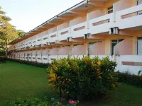 Hotel Florida Hotels near José Martí Park