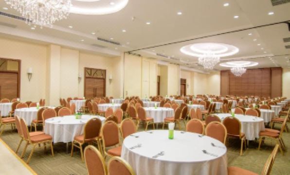 Golden Beach Cha-Am Hotel