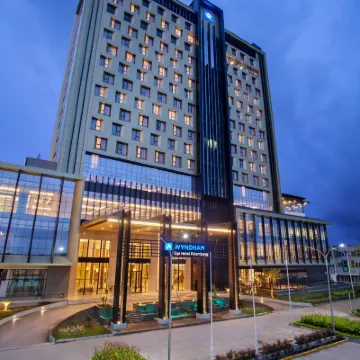 Wyndham Opi Hotel Palembang Hotel dekat Pulau Seribu