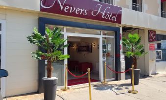 Nevers Hotel