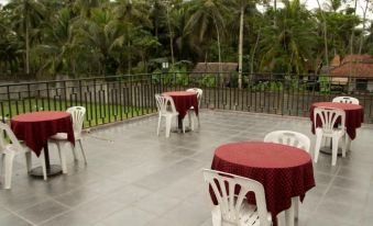 Amazon Bungalow & Cottages