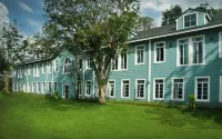 Varee Valley Resort and Restaurant