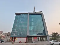 Hotel Royal Rituals Vesu Hôtels à proximité de l'Aéroport de Surate
