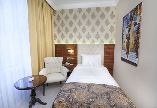 레이스 인 호텔