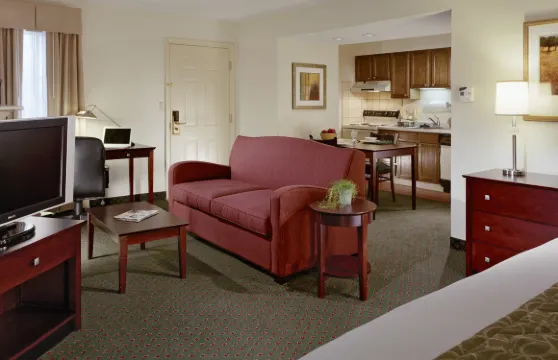 紐黑文鄉村套房酒店