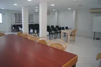 Hotel Ceolatto Palace - Aeroporto Hotels in Varzea Grande