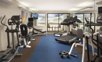 4. Courtyar..