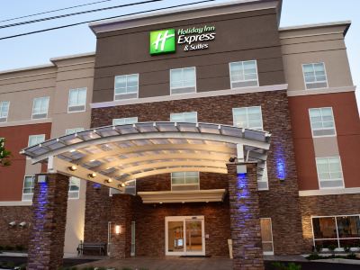 Holiday Inn Express & Suites ITHACA by IHG