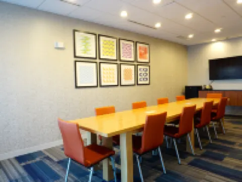 Holiday Inn Express & Suites OMAHA - MILLARD AREA by IHG Hotels in Douglas County
