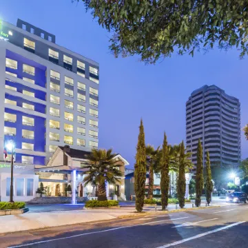 โรงแรม ฮอลิเดย์อินน์ เอ็กซ์เพรส กีโต บาย IHG โรงแรมใกล้ลา คาพิลลา เดล โฮมเบอร์