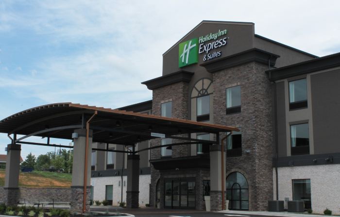 Holiday Inn Express & Suites GLASGOW by IHG