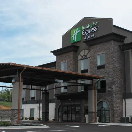 Holiday Inn Express & Suites GLASGOW by IHG