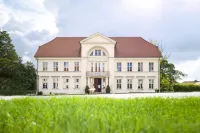Hotel Prinzenpalais Bad Doberan Hotel di Borgerende-Rethwisch