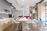 Grand Hôtel Clichy Paris Hotels in Clichy