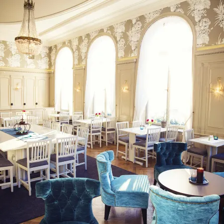 Grand Hotell Hörnan Отели рядом с достопримечательностью «Flogsta»