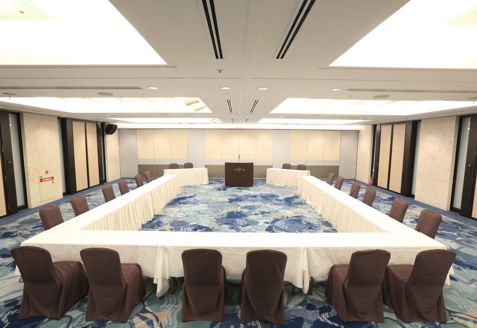 호텔 JAL 시티 나하 객실 내부 또는 트리플룸