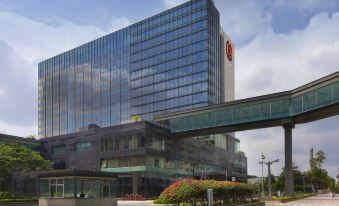 Sheraton Grand Bangalore Hotel at Brigade Gateway