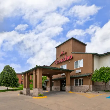 AmericInn by Wyndham des Moines Airport