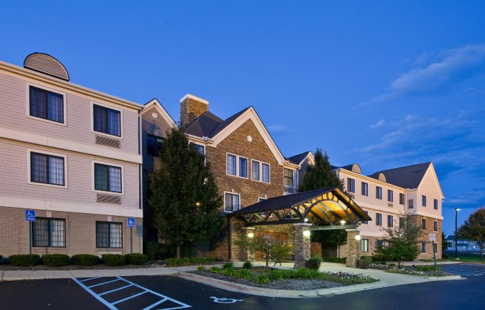 Staybridge Suites DETROIT-UTICA by IHG