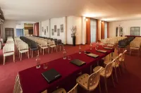 Hotel Cora Hotels in Desio