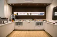 塞雷娜公園飯店 - 早餐