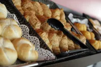 Travelodge Valencia Aeropuerto - breakfast