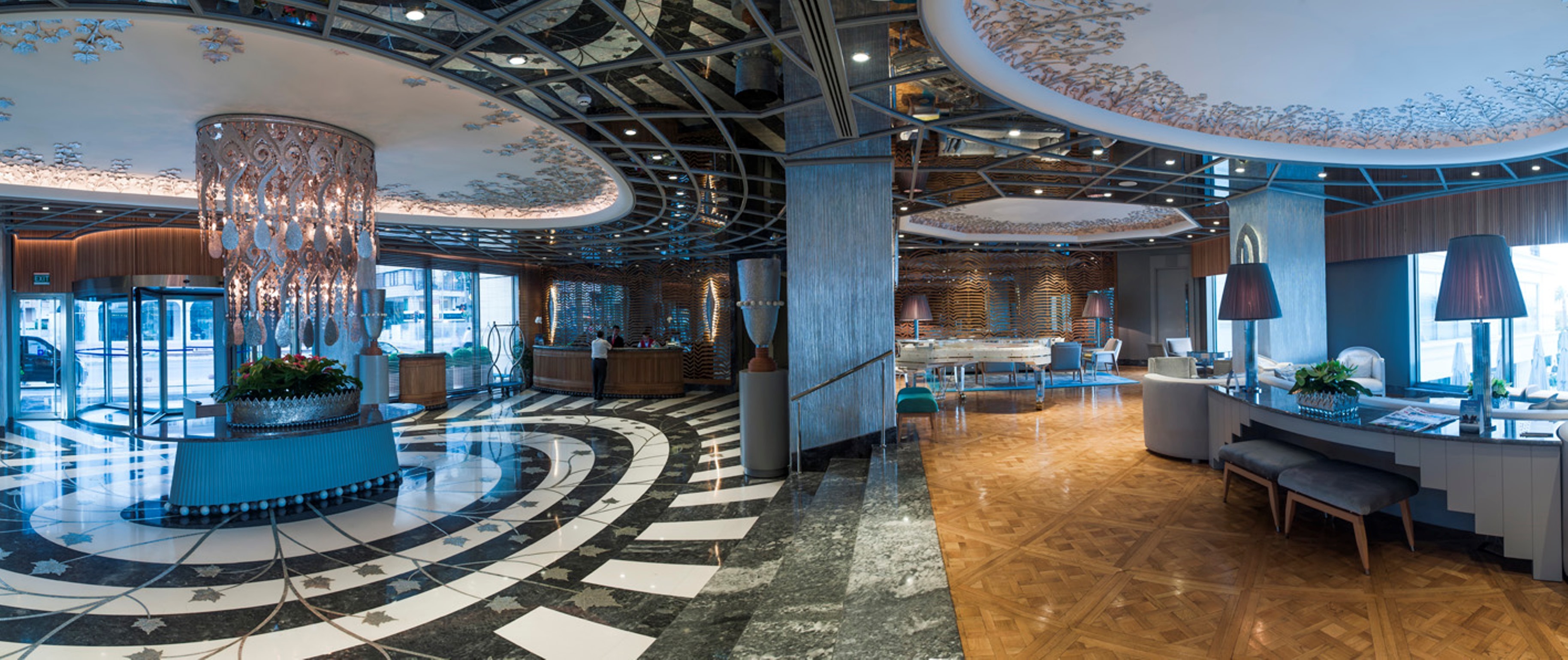 Wyndham Grand Istanbul Kalamış Marina Hotel