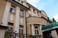 Hotel Roosevelt Các khách sạn ở Lovosice