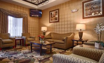 Best Western Plus Mansfield Inn  Suites