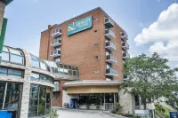 Quality Hotel Fallsview Cascade