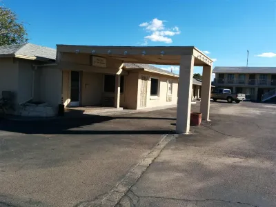 Economy Inn Safford