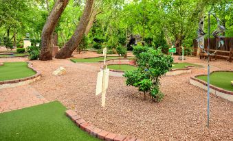 Los Abrigados Resort and Spa