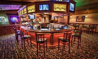 Lucky 7 Casino & Hotel (Howonquet Lodge)