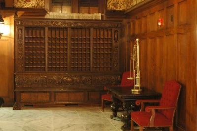 Front Desk Urbana Landmark Hotel Photo